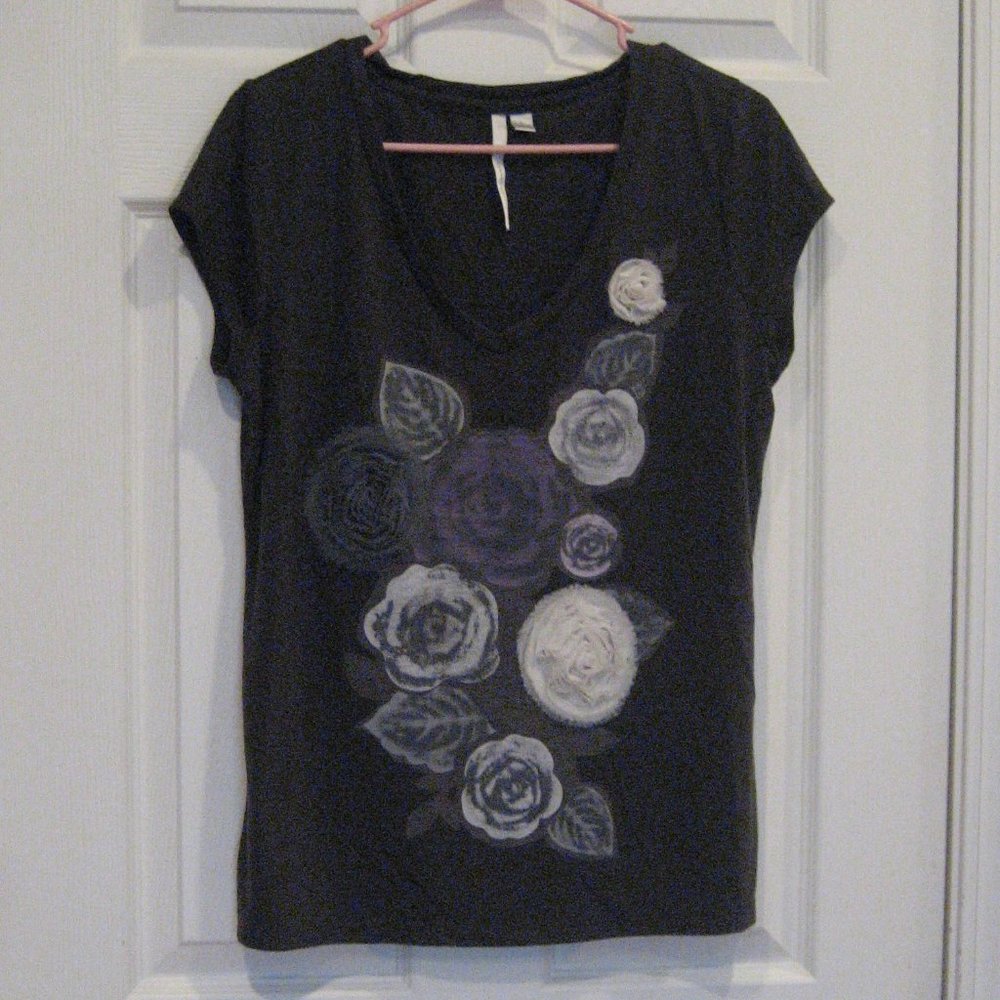 LC Lauren Conrad Floral Tee Shirt Sz L